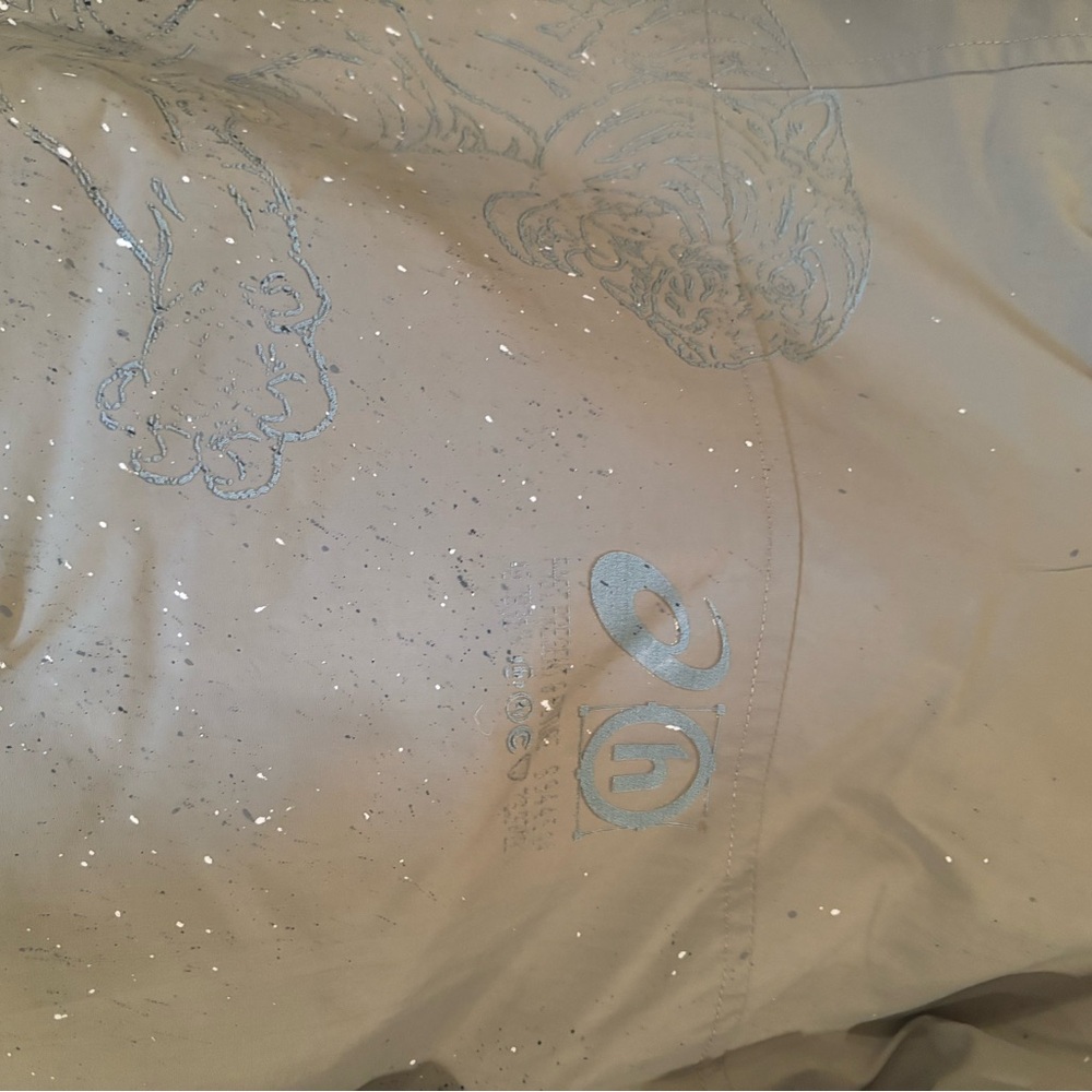 Hidden Gray Jacket - Picture 4 of 4